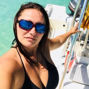 Meet your Posher, Andrea